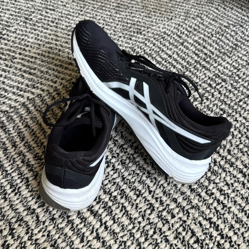 Asics Women’s Gel Pulse Running Shoes